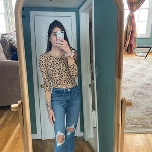 Cheetah print PacSun crop top